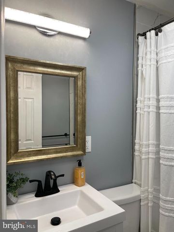 6105 ARBUTUS LN, Clinton, MD 20735