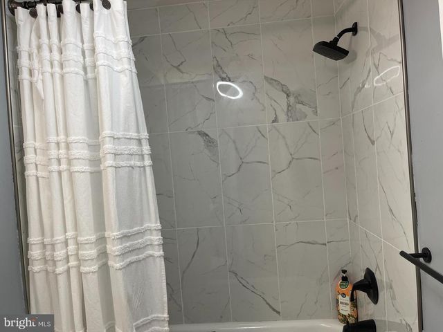 6105 ARBUTUS LN, Clinton, MD 20735