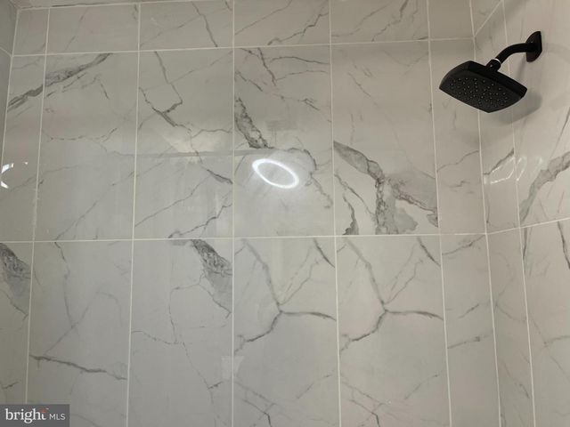 6105 ARBUTUS LN, Clinton, MD 20735