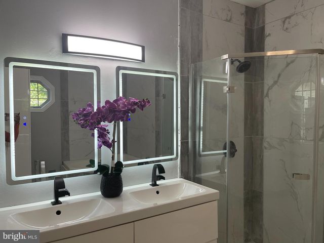 6105 ARBUTUS LN, Clinton, MD 20735