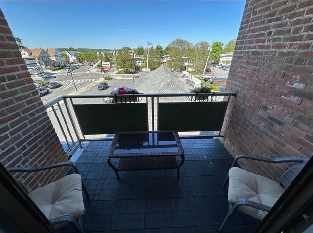 881 Broadway 48, Everett, MA 02149