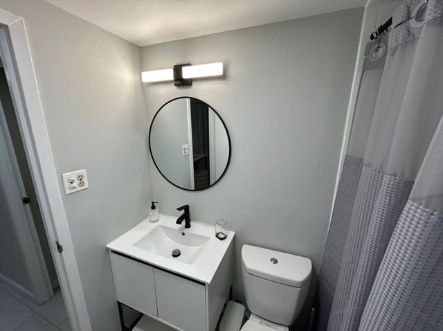 881 Broadway 48, Everett, MA 02149