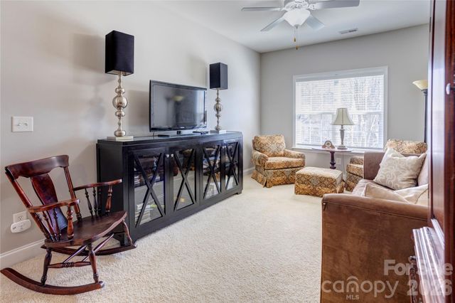 2663 Danbury Circle NW, Concord, NC 28027