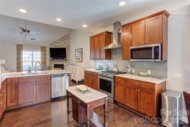 2663 Danbury Circle NW, Concord, NC 28027