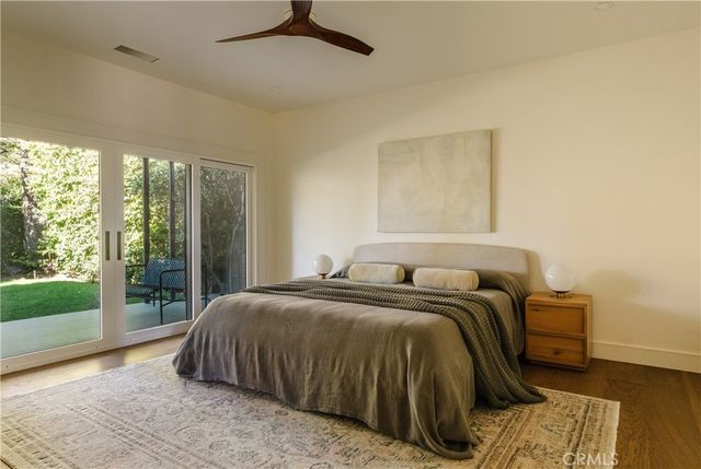 2201 N Hobart Boulevard, Los Angeles, CA 90027