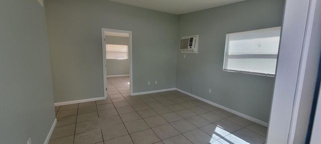 1806 22nd Avenue, Vero Beach, FL 32960