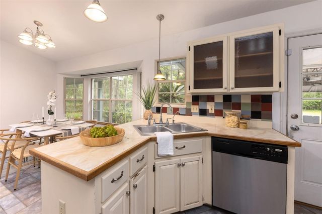 818 NW 202ND STREET, Newberry, FL 32669