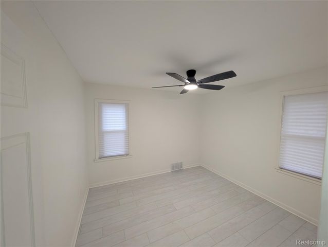 8459 Pierson Street, Detroit, MI 48228