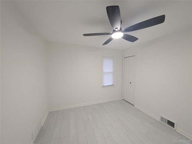 8459 Pierson Street, Detroit, MI 48228