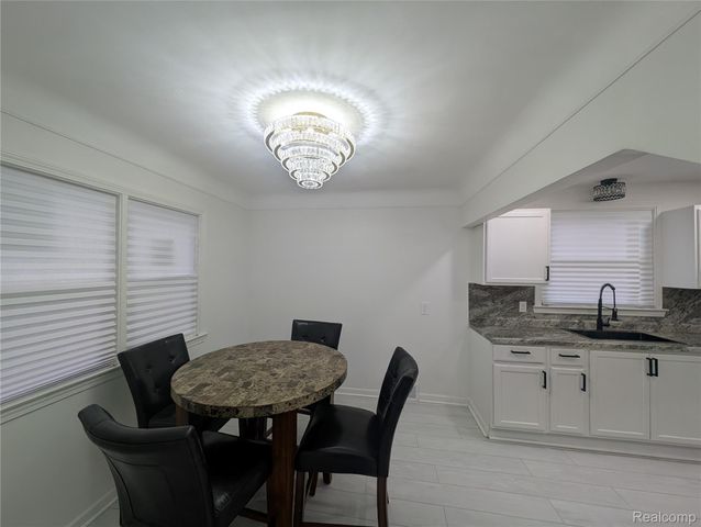 8459 Pierson Street, Detroit, MI 48228