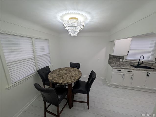 8459 Pierson Street, Detroit, MI 48228