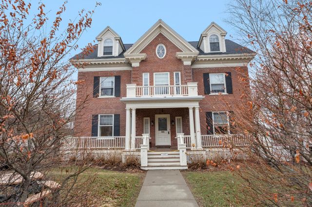 81 S Williams St Unit 403, Burlington, VT 05401