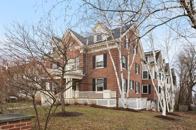 81 S Williams St Unit 403, Burlington, VT 05401