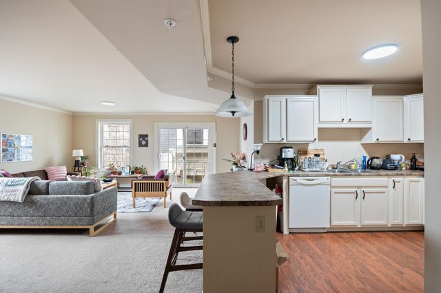 81 S Williams St Unit 403, Burlington, VT 05401