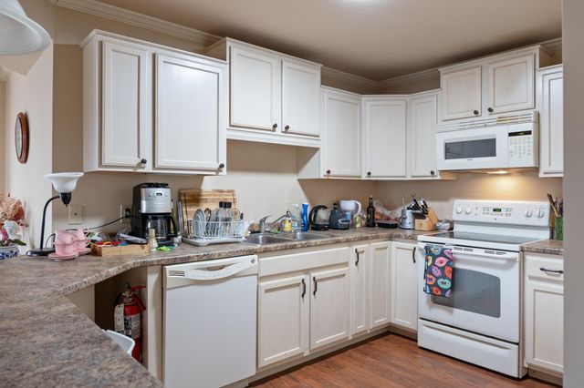 81 S Williams St Unit 403, Burlington, VT 05401