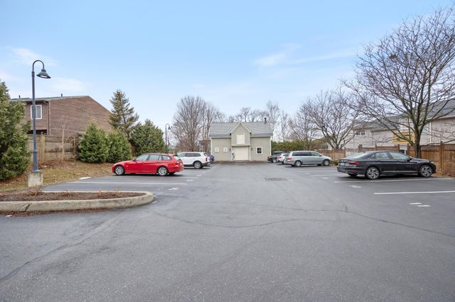 81 S Williams St Unit 403, Burlington, VT 05401