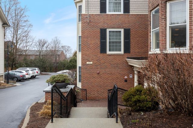 81 S Williams St Unit 403, Burlington, VT 05401