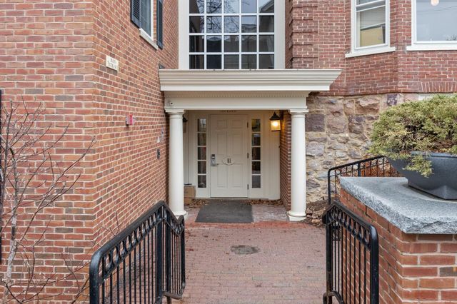81 S Williams St Unit 403, Burlington, VT 05401
