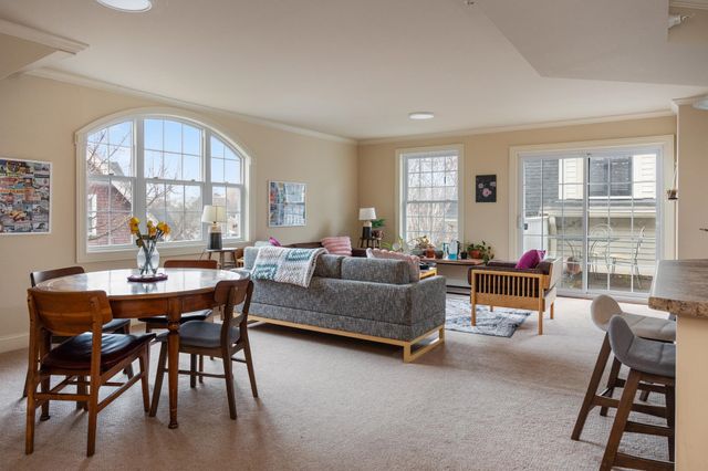 81 S Williams St Unit 403, Burlington, VT 05401