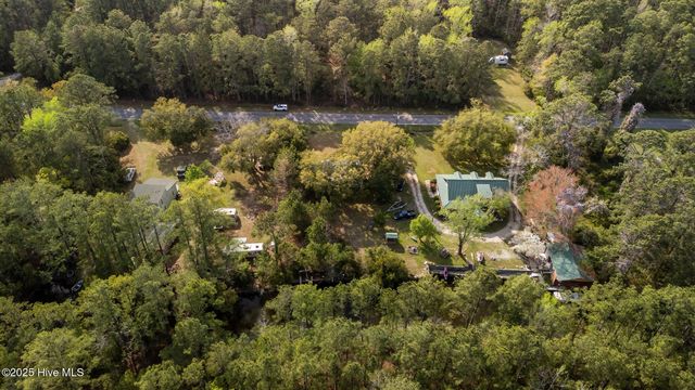 440 Village Drive, Beaufort, NC 28516