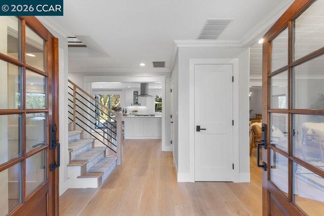 1832 JOSEPH DRIVE, Moraga, CA 94556