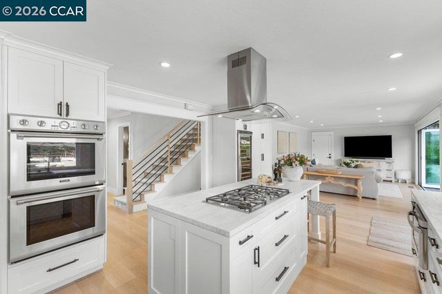 1832 JOSEPH DRIVE, Moraga, CA 94556