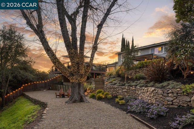 1832 JOSEPH DRIVE, Moraga, CA 94556