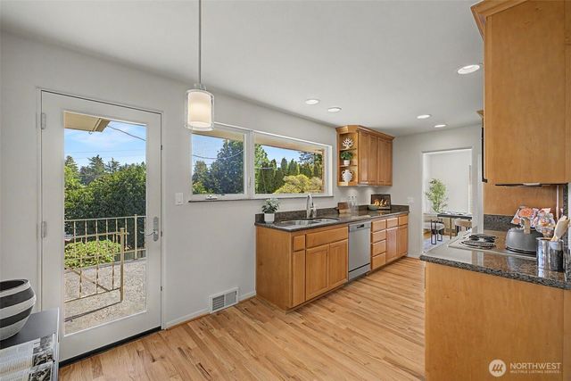 10720 11 Avenue NW, Seattle, WA 98177