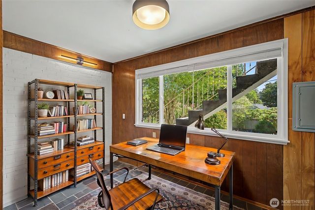 10720 11 Avenue NW, Seattle, WA 98177