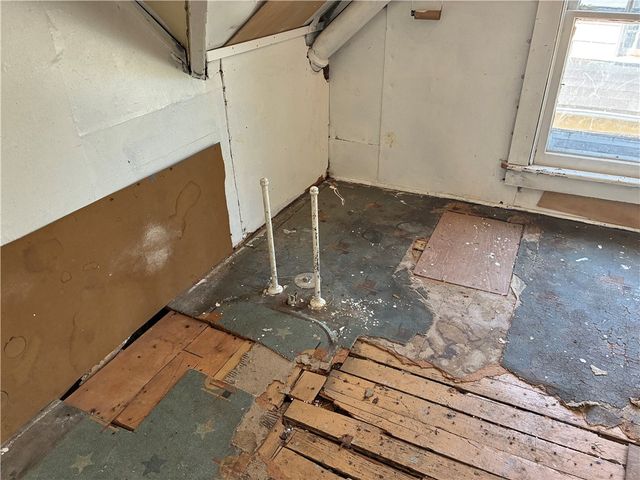 52 Herkimer Street, Rochester, NY 14609