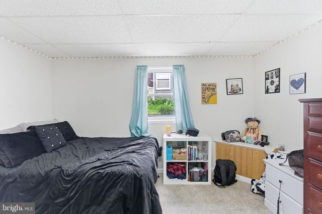 488 HARRISON AVE, Berkeley Springs, WV 25411