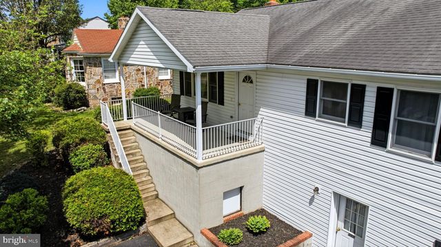 488 HARRISON AVE, Berkeley Springs, WV 25411