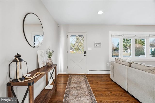 7903 CLOVER HILL DR, Frederick, MD 21702