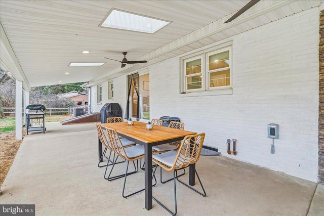 7903 CLOVER HILL DR, Frederick, MD 21702