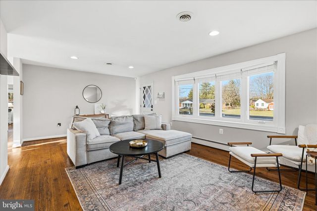 7903 CLOVER HILL DR, Frederick, MD 21702