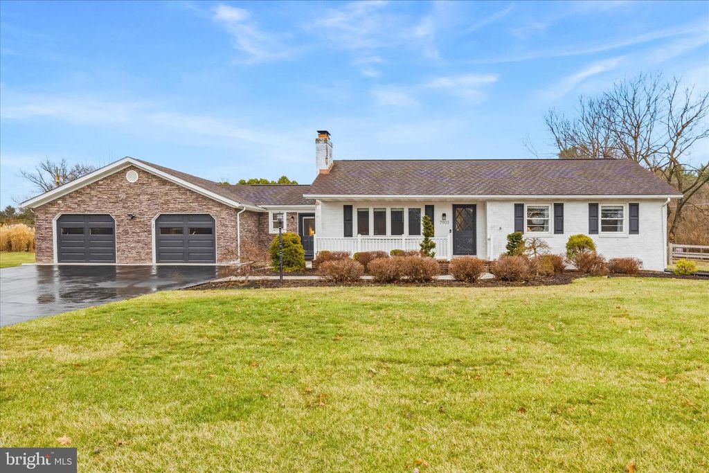 7903 CLOVER HILL DR, Frederick, MD 21702