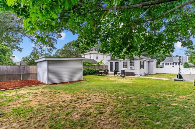 160 Coburn Street, Warwick, RI 02889