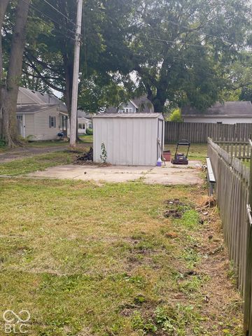 413 N East Street, Greenfield, IN 46140