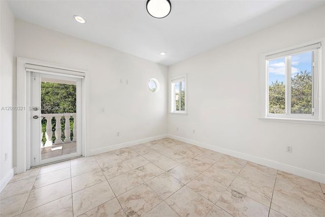 3200 Percival Ave, Miami, FL 33133
