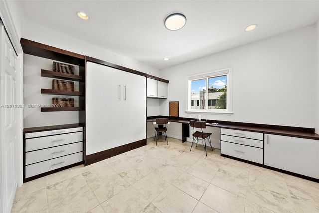 3200 Percival Ave, Miami, FL 33133