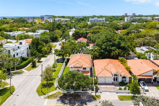 3200 Percival Ave, Miami, FL 33133