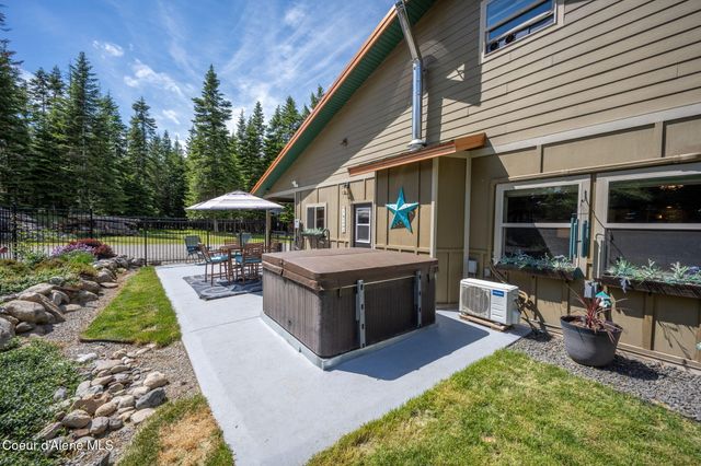 9654 E Highway 54, Athol, ID 83801