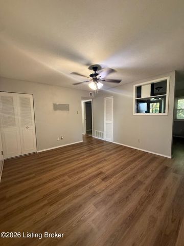 1220 Afterglow Ct, Louisville, KY 40214