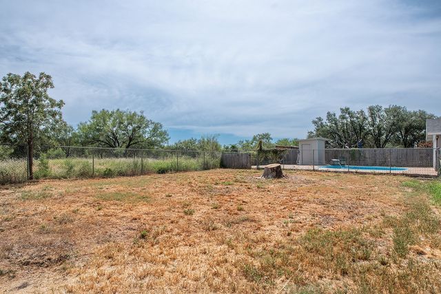 104 Voca Street, Brady, TX 76825