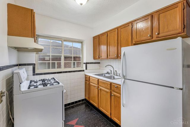 1114 Egan Court, Cincinnati, OH 45229