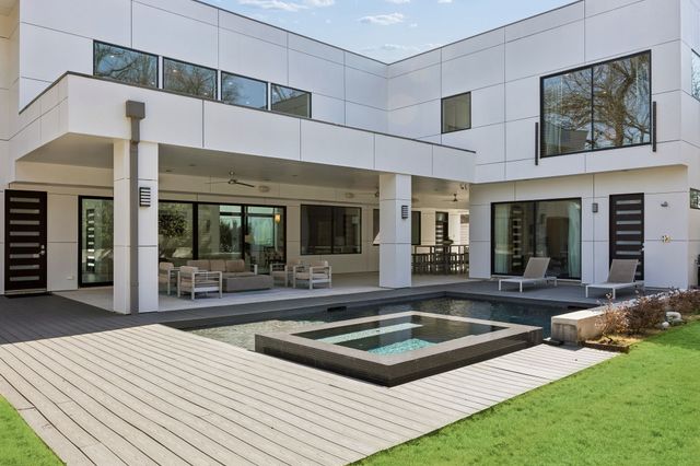 13033 Copenhill Road, Dallas, TX 75240