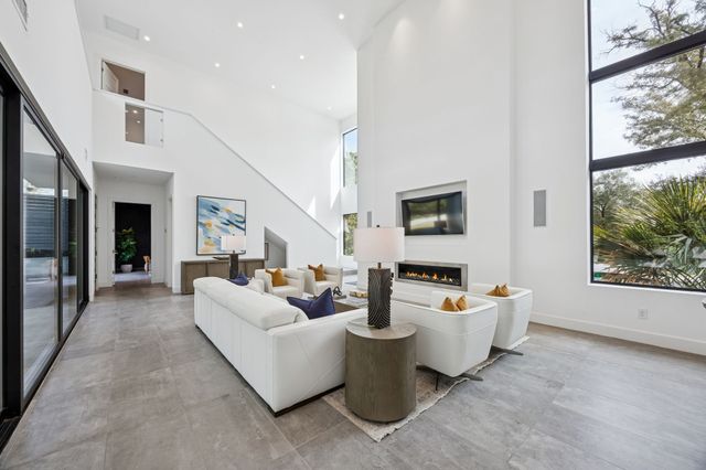 13033 Copenhill Road, Dallas, TX 75240