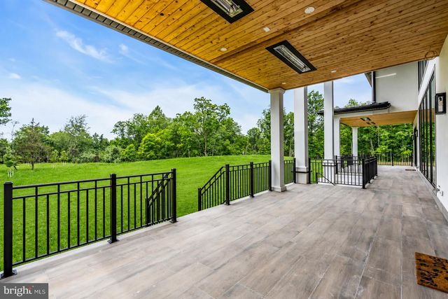 125 HARLINGEN RD, Belle Mead, NJ 08502