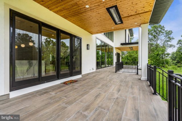 125 HARLINGEN RD, Belle Mead, NJ 08502