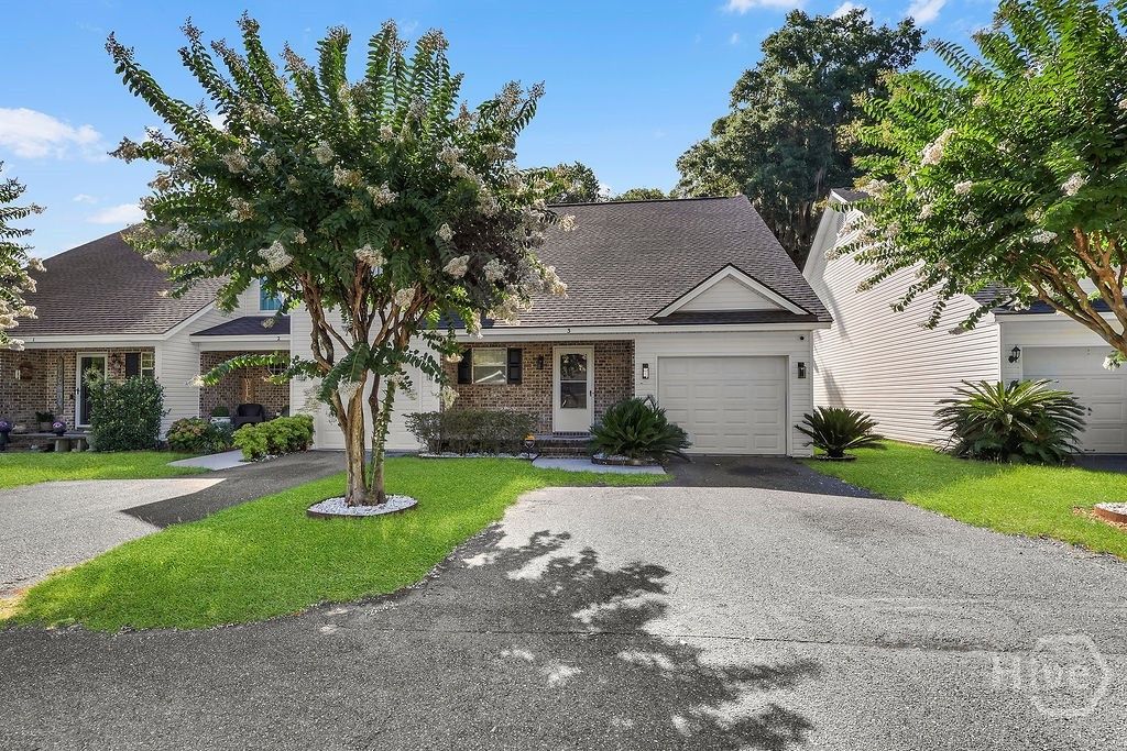 Image 2 of property listing at 11903 Apache Avenue 3, Savannah, GA 31419